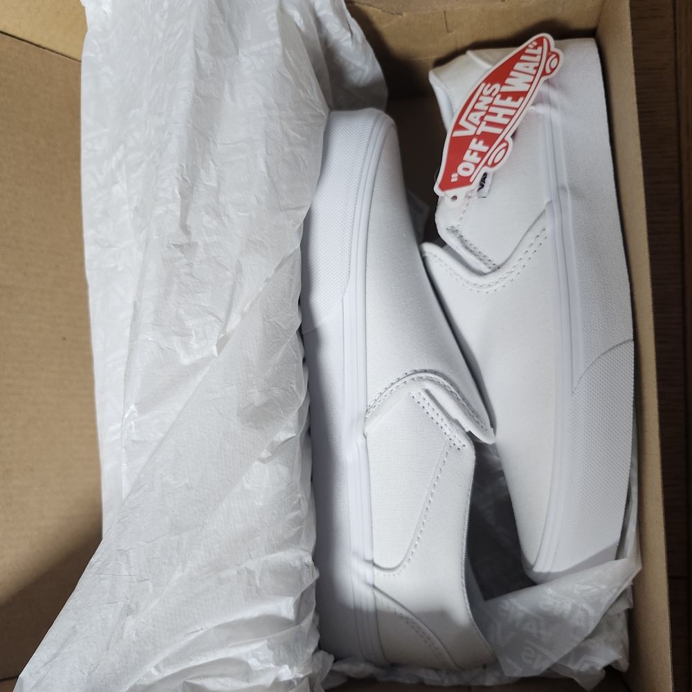 Vans White Sneakers Classic Design